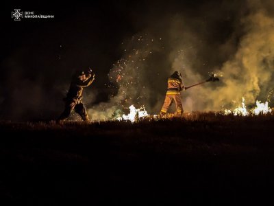 #громадськемісце 12 пожеж сухої трави за добу приборкали вогнеборці Миколаївщини #миколаїв #mykolaiv