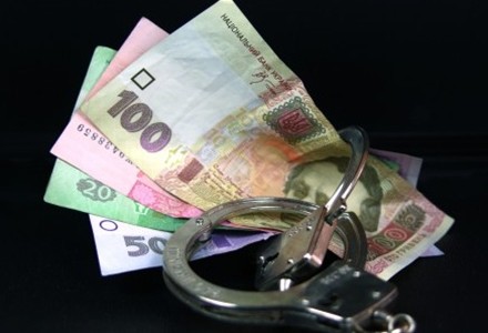 #громадськемісце На Київщині жінка намагалася дати хабар в $300 за чоловіка начальнику ТЦК та СП #миколаїв #mykolaiv