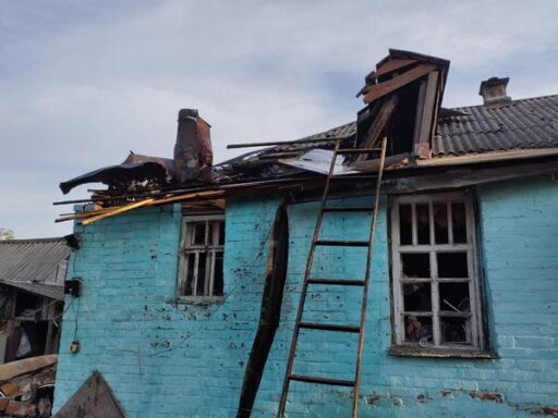 #громадськемісце Окупанти дронами ударили по селу Івашки: пошкоджені будинки (фото) #харків #kharkiv