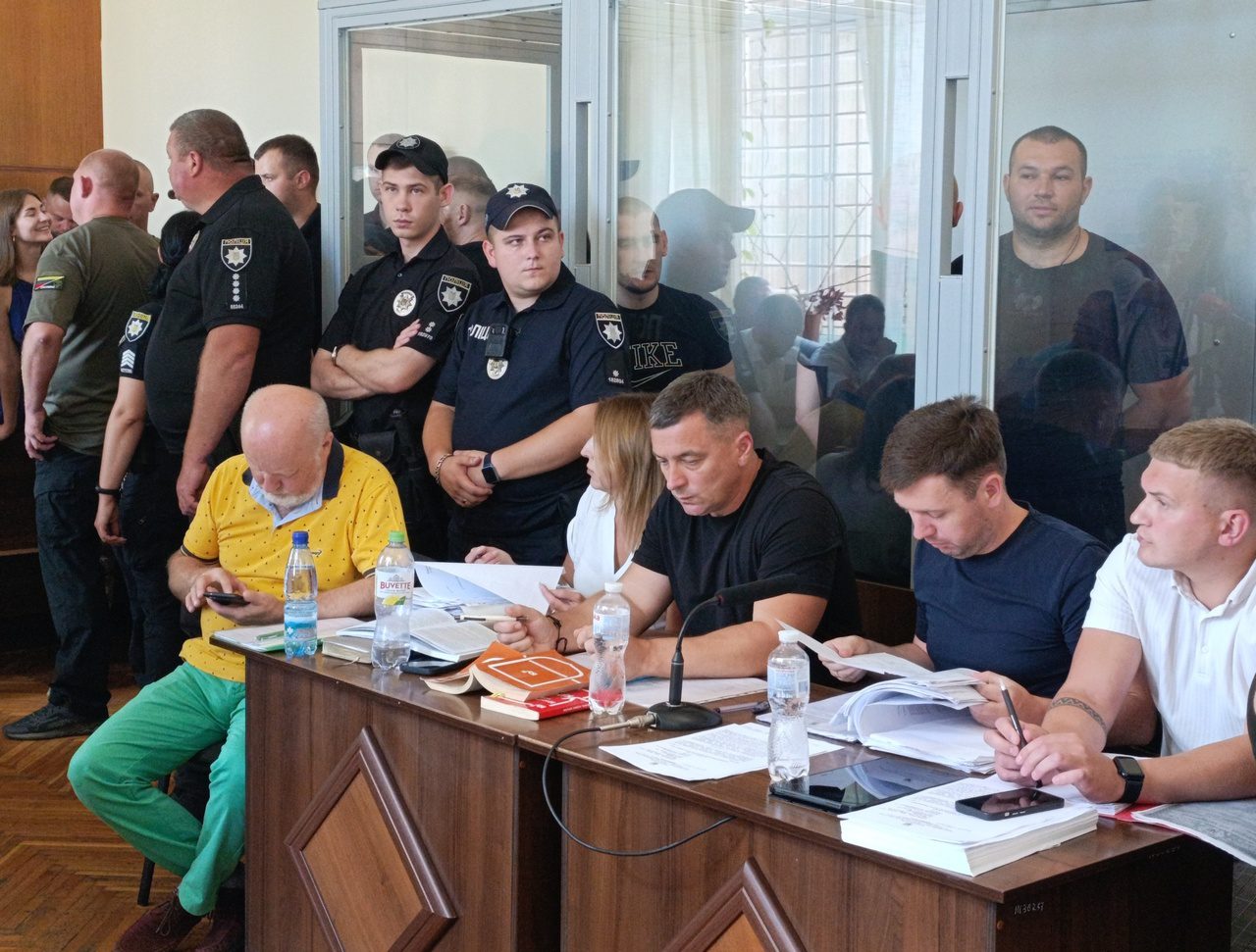 #громадськемісце Суд залишив під вартою жителів Коростишева, яких підозрюють у рекеті та вимаганні #житомир #zhytomyr