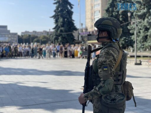 #громадськемісце День Державного прапора відзначили на центральному майдані Житомира (ФОТО) #житомир #zhytomyr