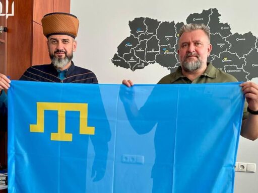 #громадськемісце Капеланська служба ГУР МОУ спільно з Асоціацією мусульман України презентували молитовник для воїнів-мусульман #миколаїв #mykolaiv