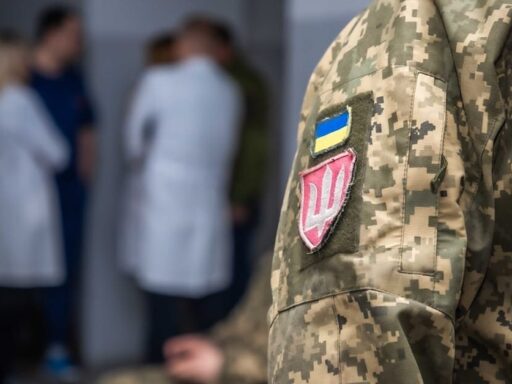 #громадськемісце На Житомирщині затримали лікаря, який вимагав у військового гроші за підтвердження інвалідності #львів #lviv