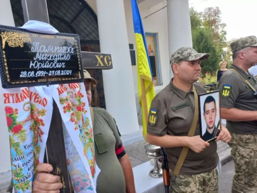 #громадськемісце У Полтаві попрощалися з трьома військовими #полтава #poltava