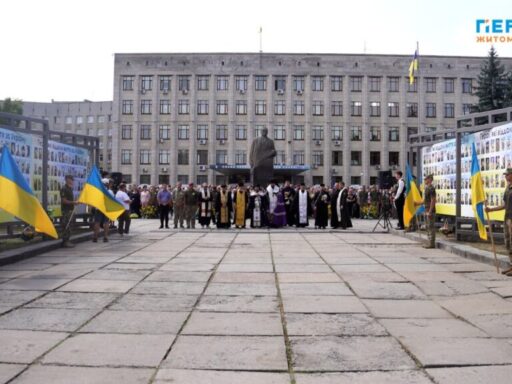 #громадськемісце У Житомирі відкрили Алею Слави полеглих захисників #житомир #zhytomyr