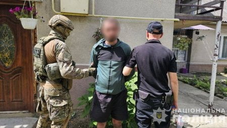 #громадськемісце Вкрали дві сумки з грошим: 50- річна закарпатка повідомила, що до її будинку проникли невідомі особи #ужгород #uzhhorod