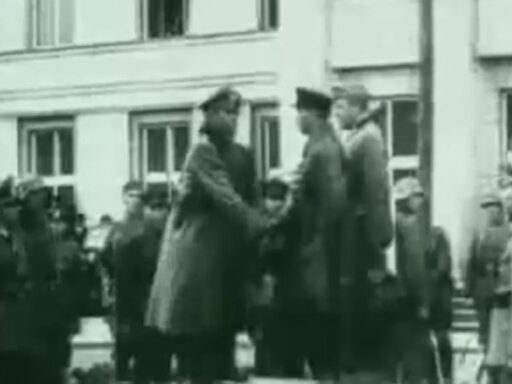 #громадськемісце 17 вересня 1939 р. нападом на Польщу в Другу світову війну на боці нацистського Третього Райху вступив совєцький союз #харків #kharkiv