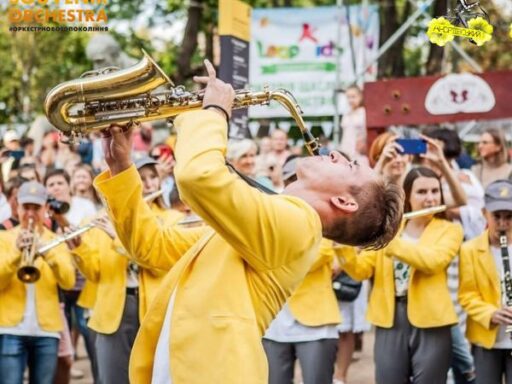 #громадськемісце Свято мистецтва і культури: як цьогоріч відзначатимуть День народження Андріївського узвозу #київ #kyiv