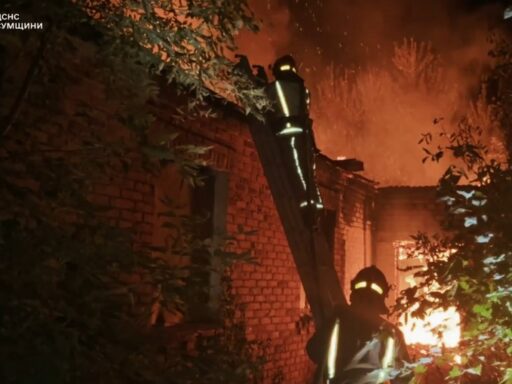 Вночі в Ромнах на пожежі загинув чоловік - Громадське Місце Суми